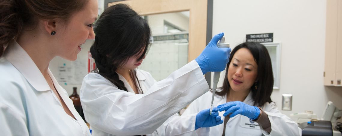 3 scientists working together