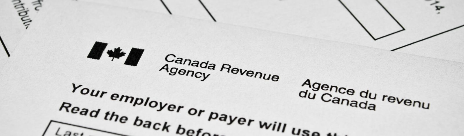 Logo de l'Agence des revenus du Canada sur un formulaire papier