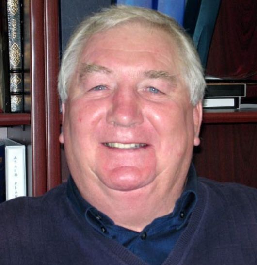 Dr. Robert McGregor Lindsay