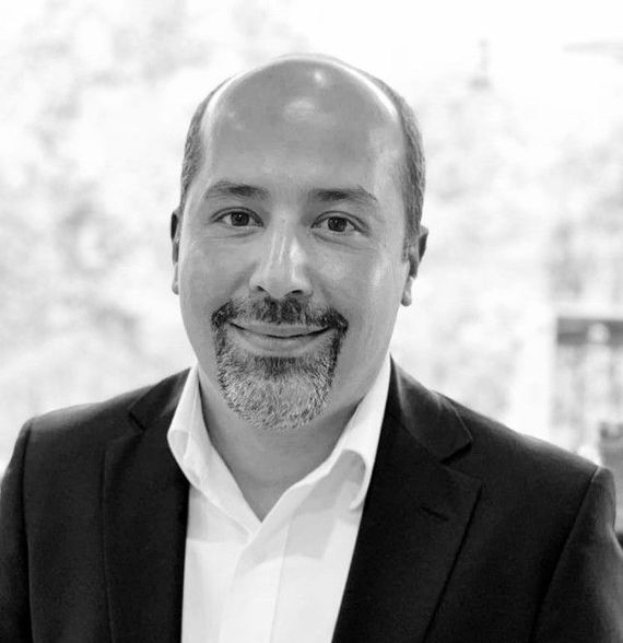 Dr. Yasser Riazalhosseini