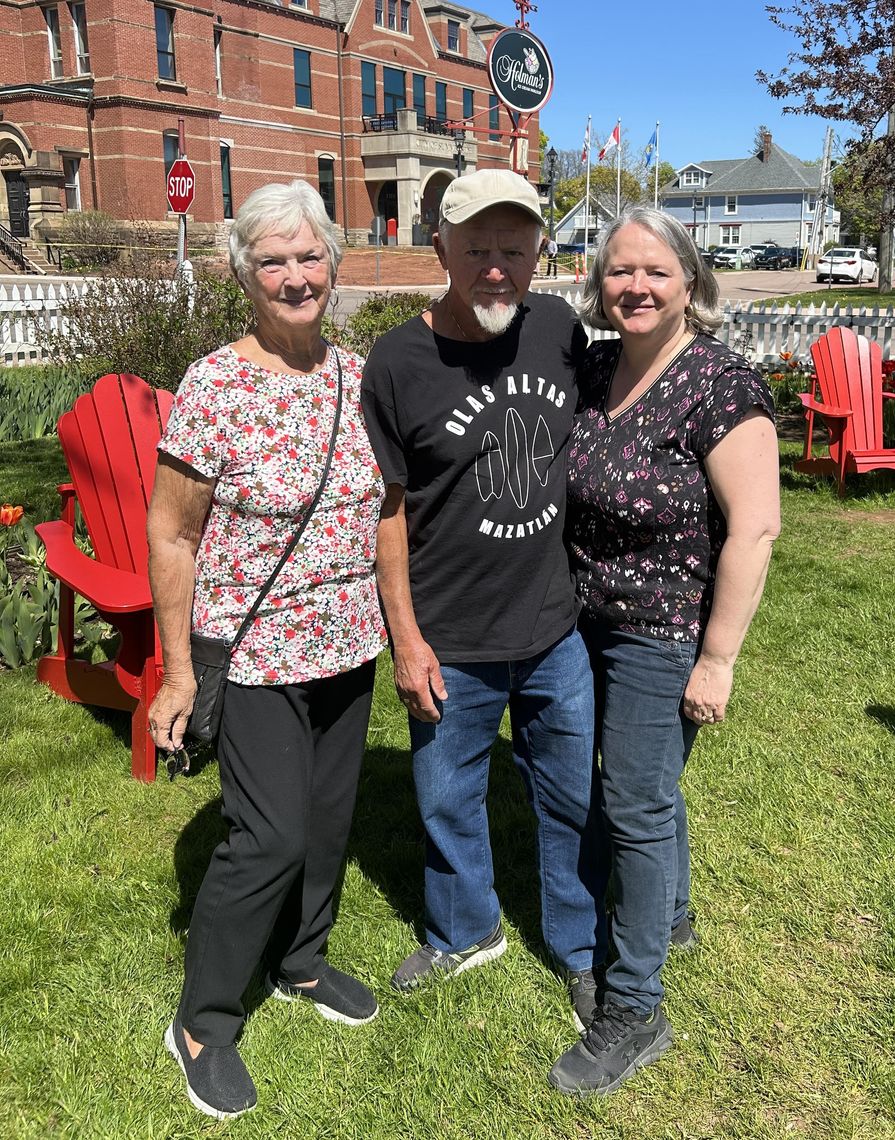 Eleanor, Dave et leur fille Michelle